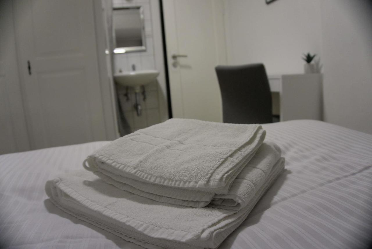 Swan Apartments Nuremberg Bagian luar foto