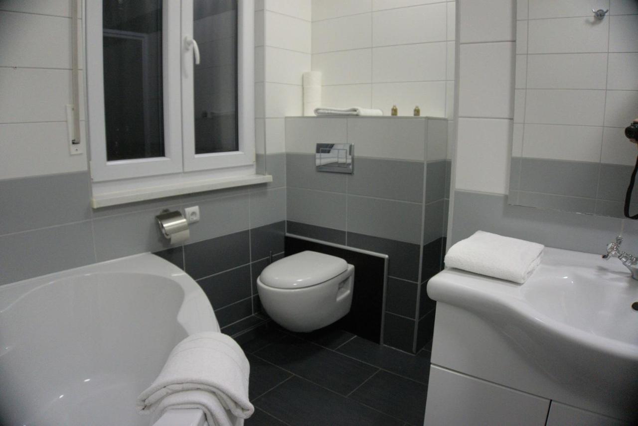 Swan Apartments Nuremberg Bagian luar foto