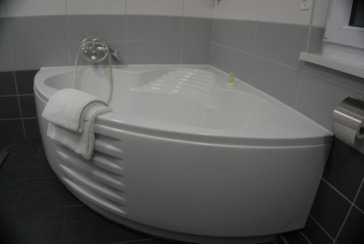 Swan Apartments Nuremberg Bagian luar foto